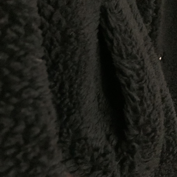 Faux Shearling coat - Picture 6 of 10